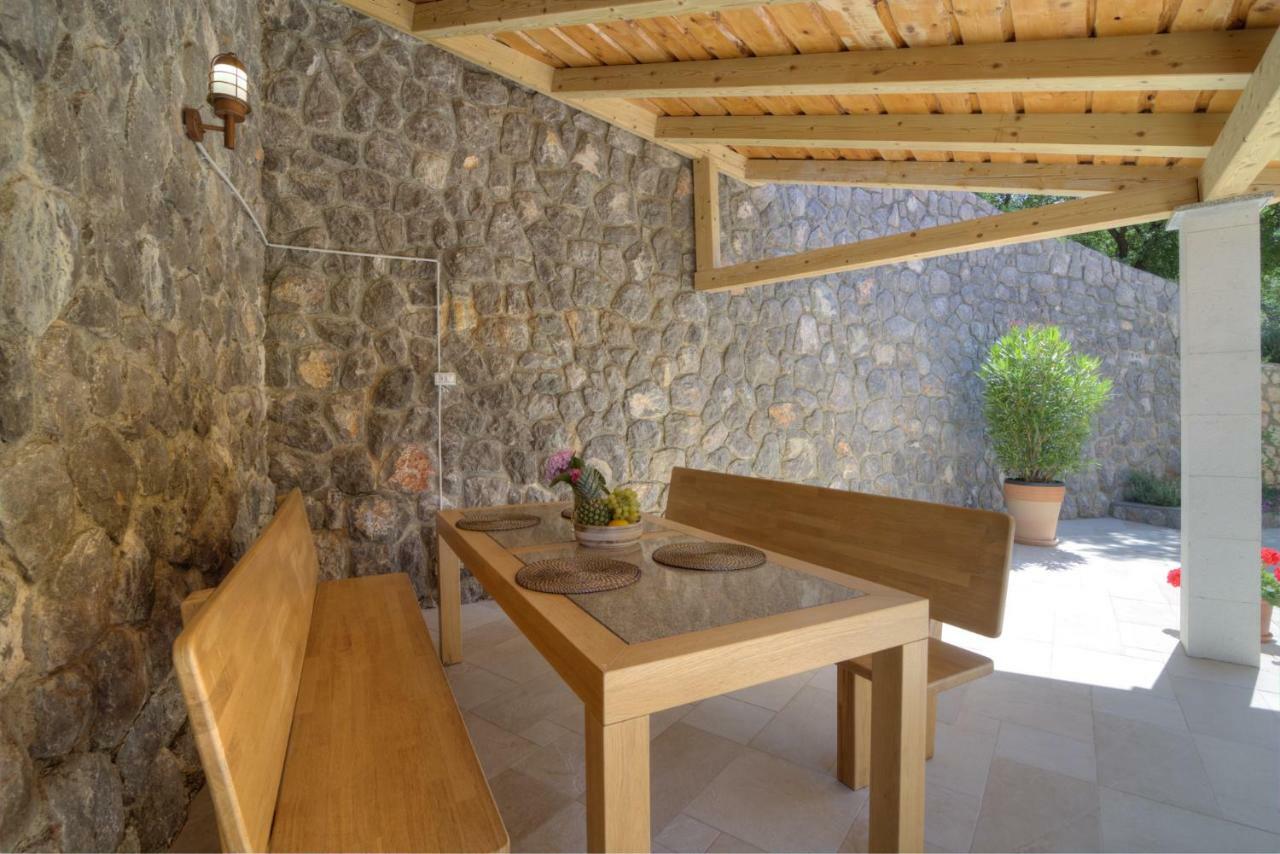 Stipe Apartment *