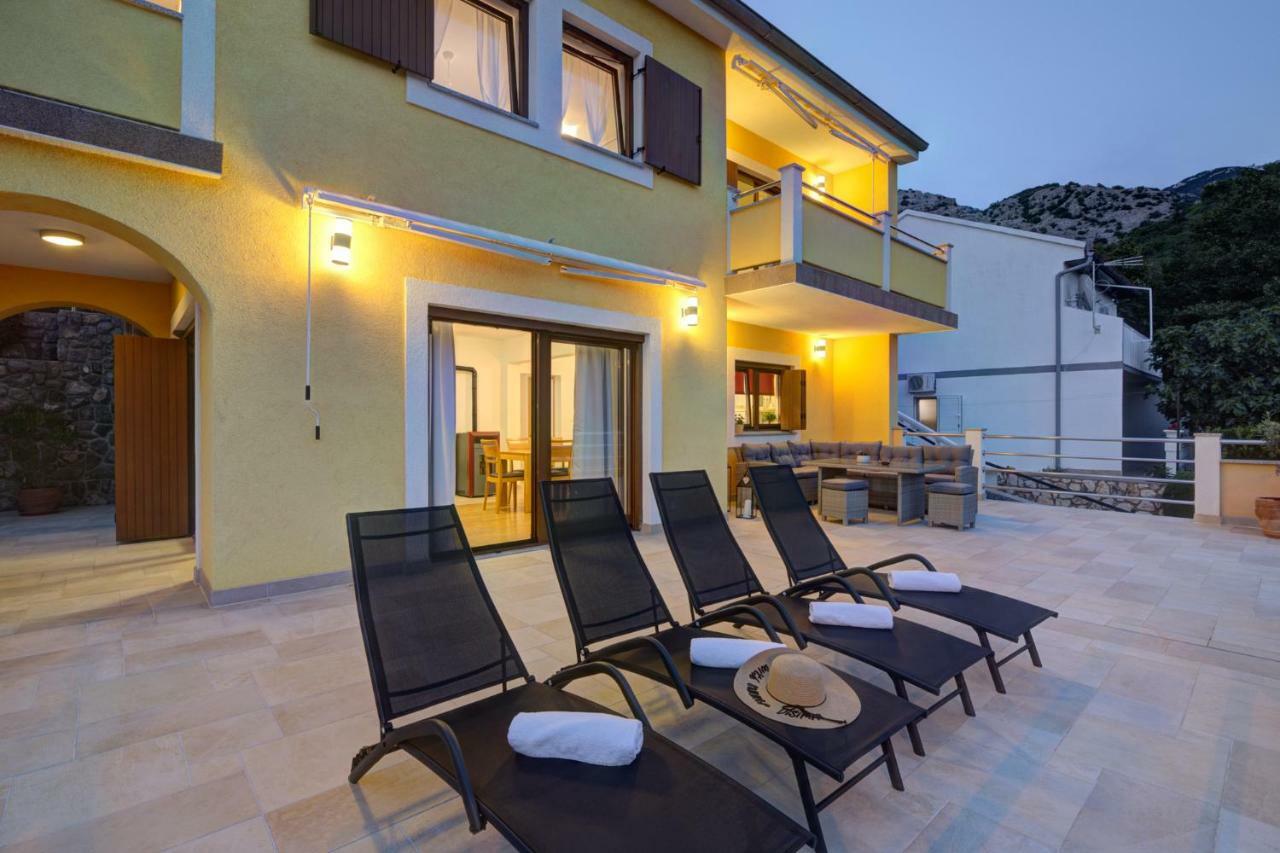 Stipe Apartment *