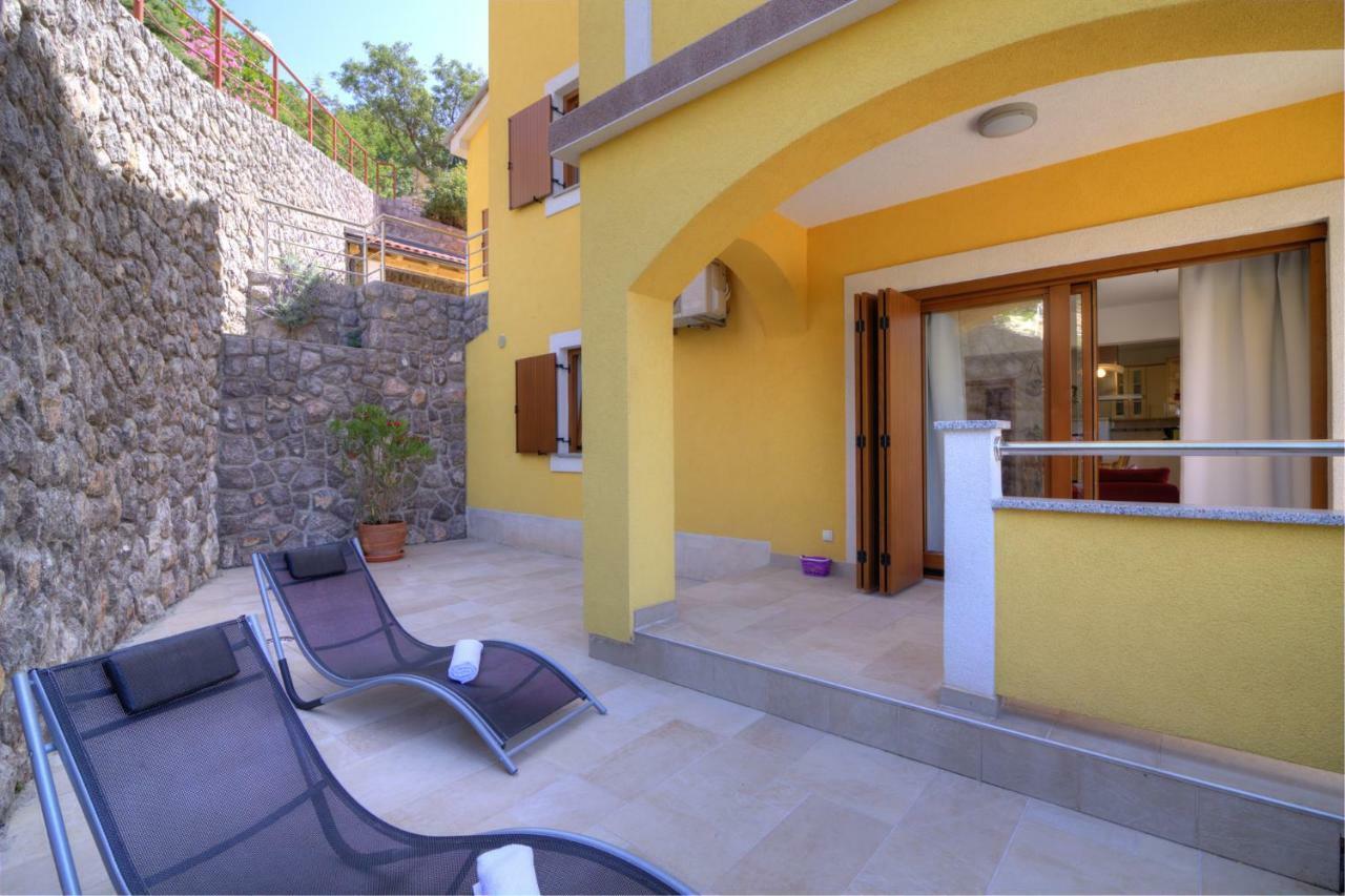 Stipe Apartment