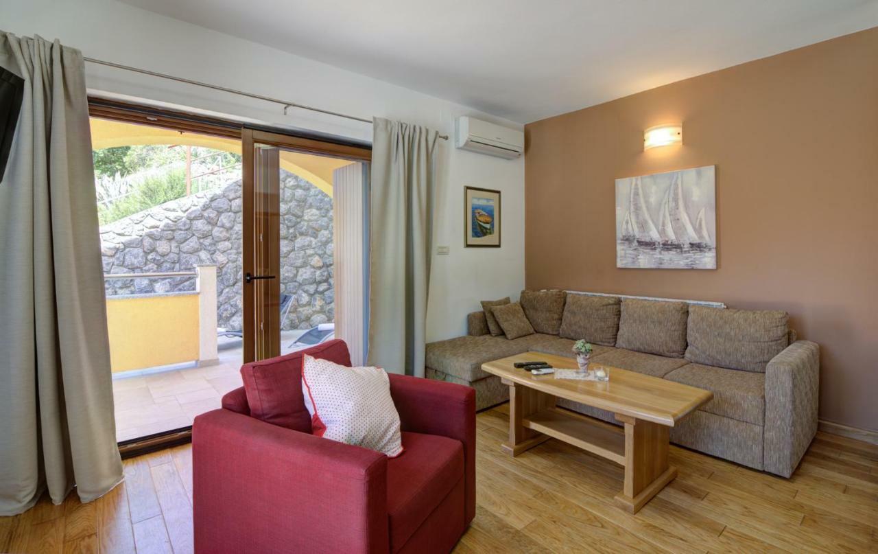 Stipe Apartment Lukovo