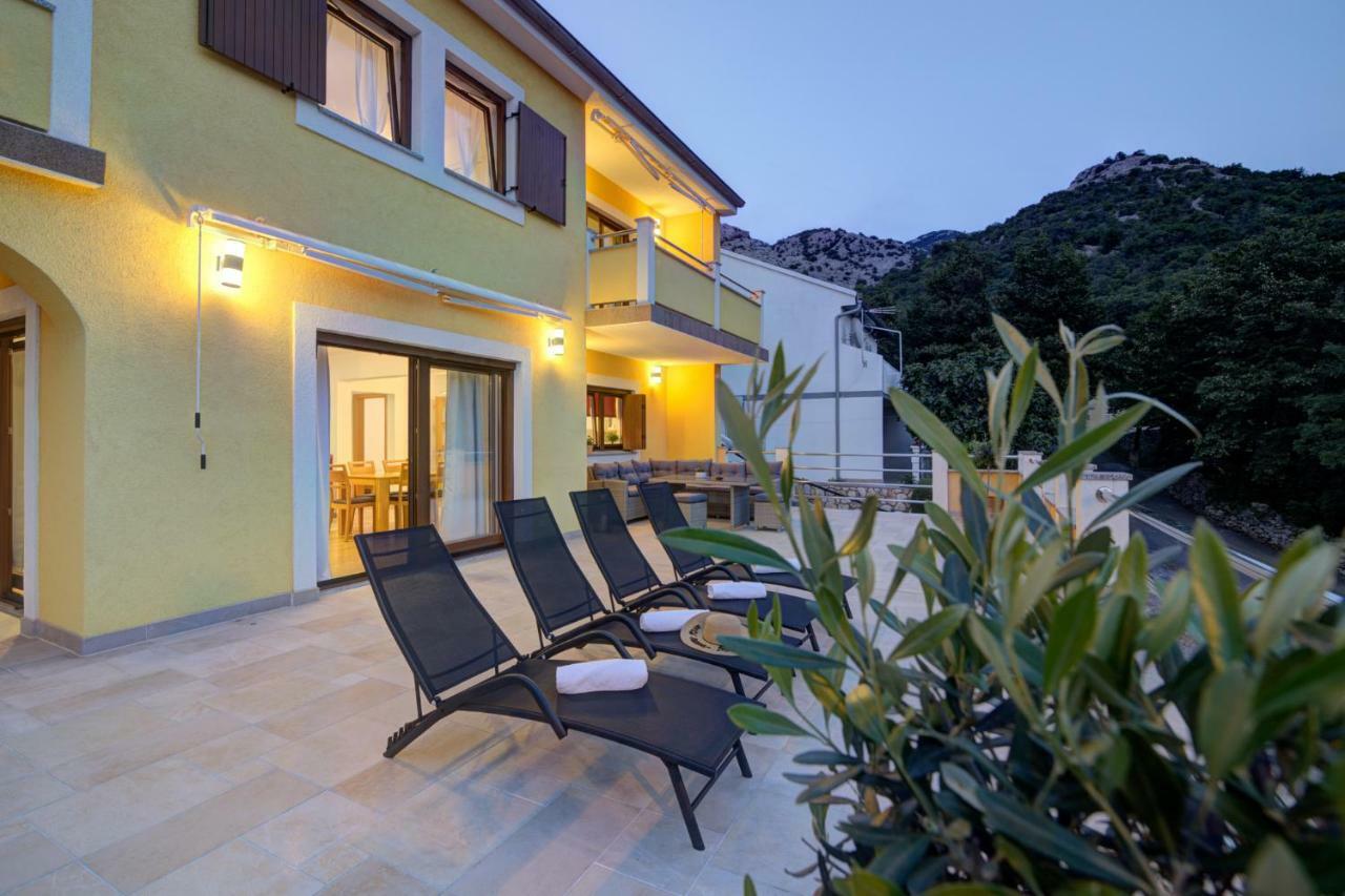Stipe Apartment *