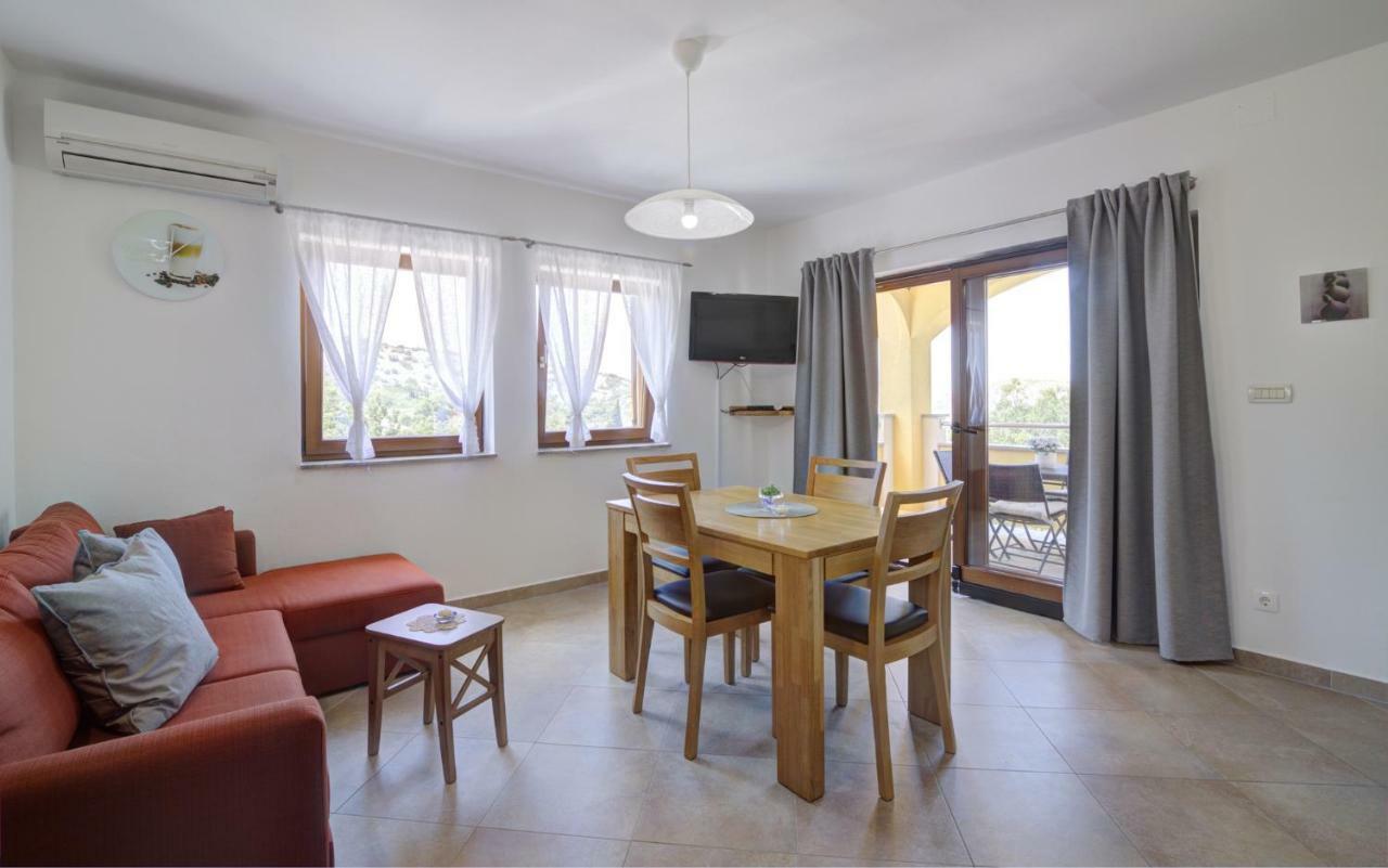 Stipe Apartment *
